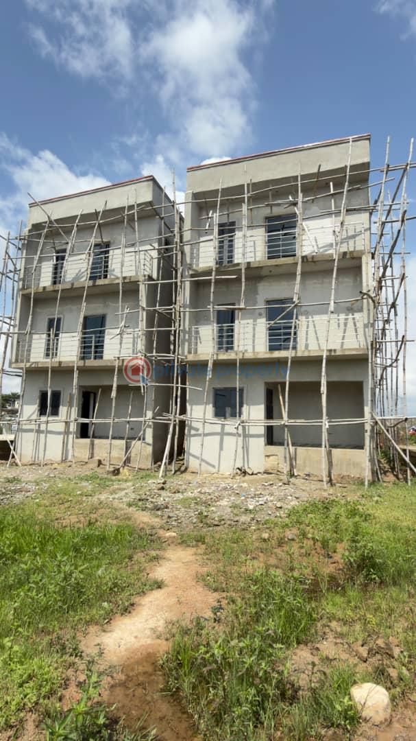 4 bedroom Terraced Duplex For Sale Lugbe Abuja Phase 4  - 2