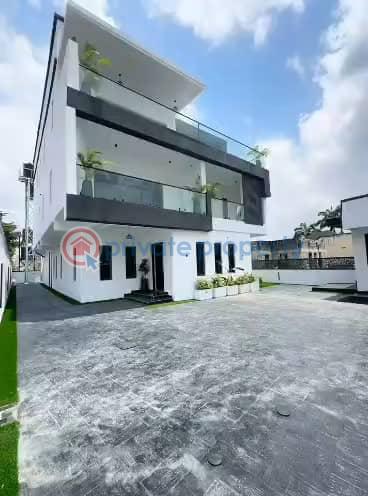 5 bedroom Detached Duplex For Sale Gwarimpa Abuja Phase 3  - 2