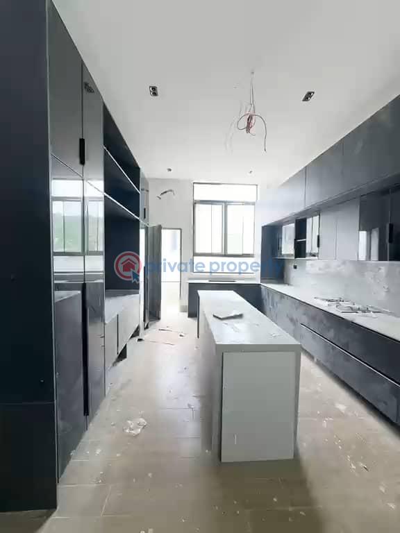 6 bedroom Detached Duplex For Sale Guzape Abuja Phase 1  - 2