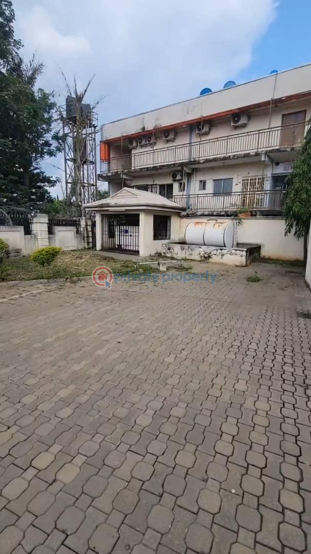 6 bedroom Detached Duplex For Rent Wuse II Abuja Phase 1  - 2