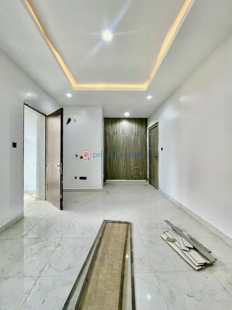 4 bedroom Terraced Duplex For Sale Jahi Abuja Phase 2  - 8