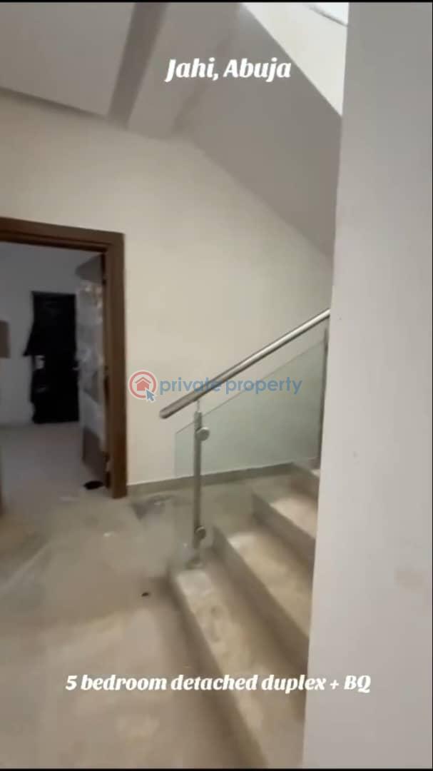 5 bedroom Duplex For Sale Jahi Abuja Phase 2  - 9