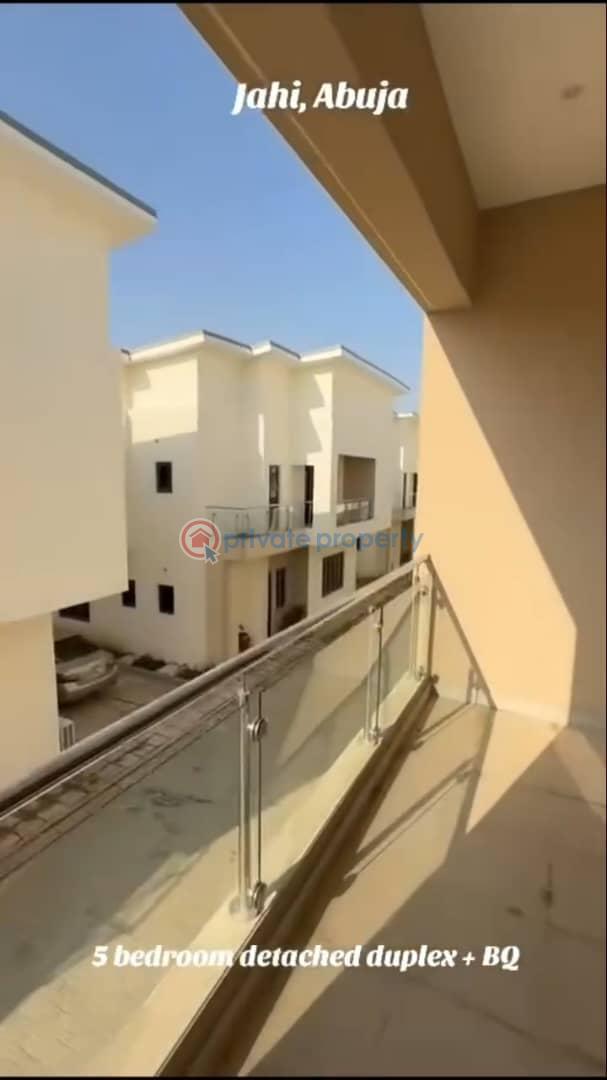 5 bedroom Duplex For Sale Jahi Abuja Phase 2  - 4