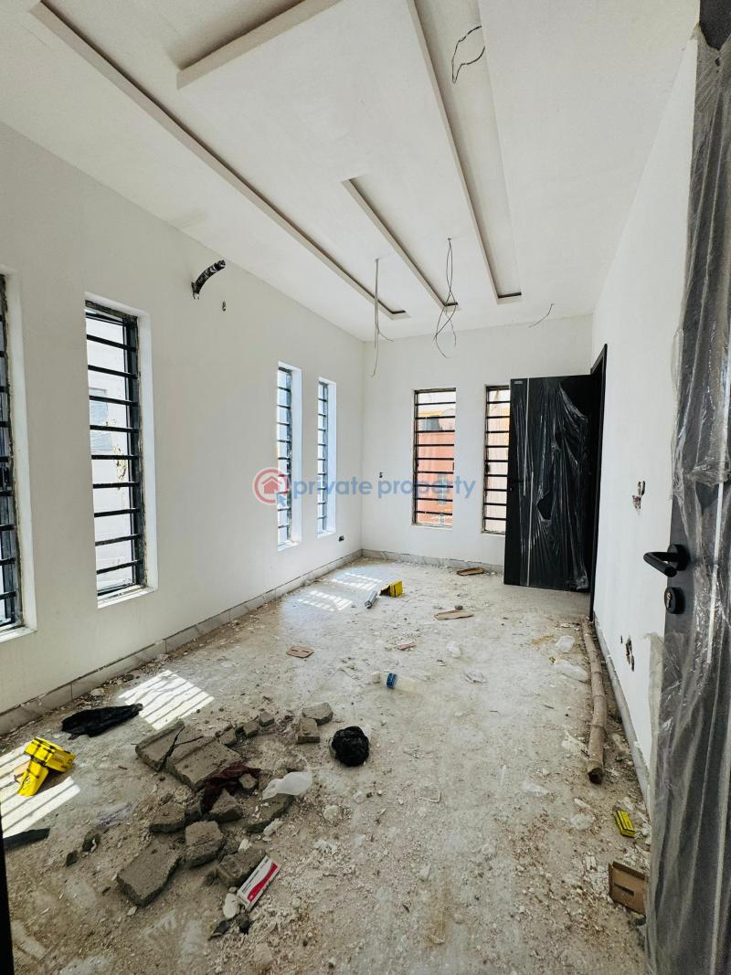 5 bedroom Detached Duplex For Sale Omole Phase 1 Ojodu Lagos - 1