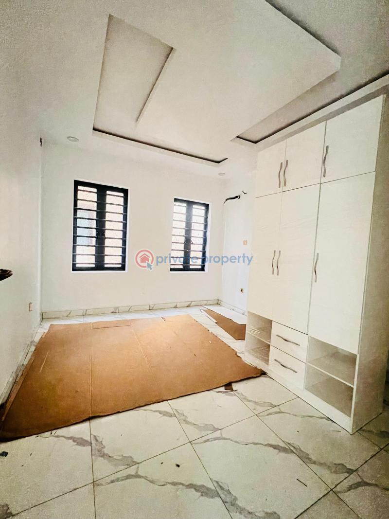 5 bedroom Duplex For Sale Magodo GRA Phase 2 Kosofe/Ikosi Lagos - 5