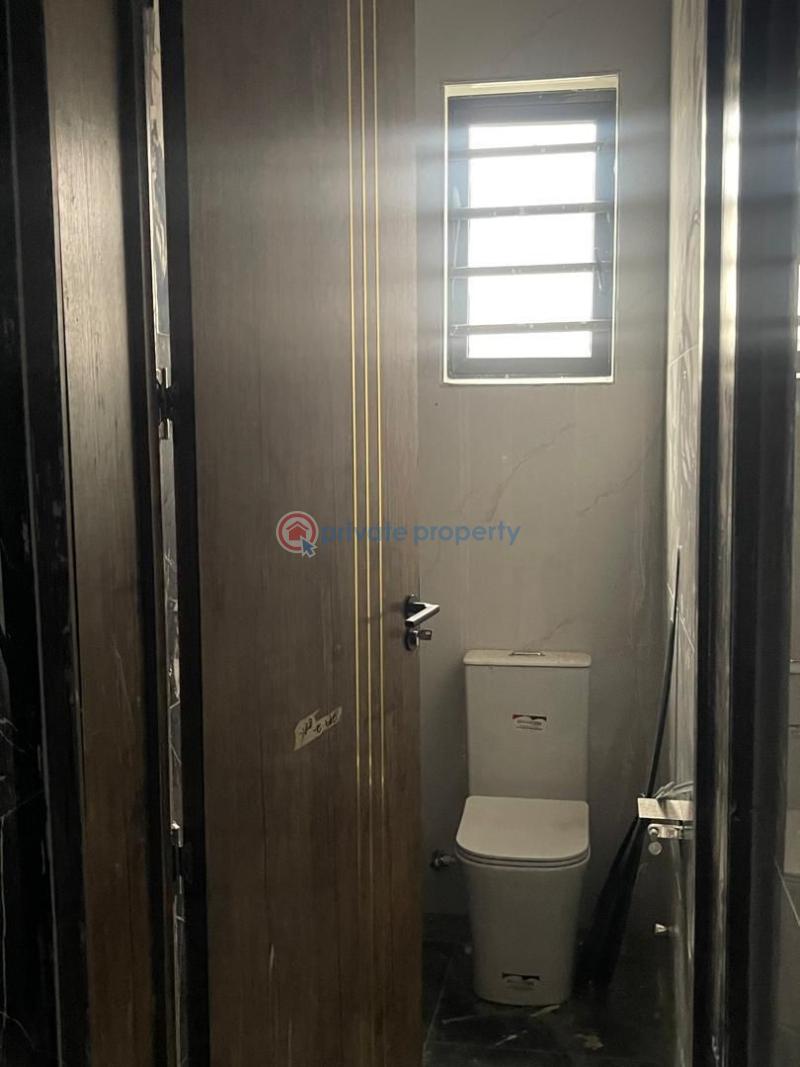 4 bedroom Detached Duplex For Sale Kolapo Ishola Akobo Ibadan Oyo - 0