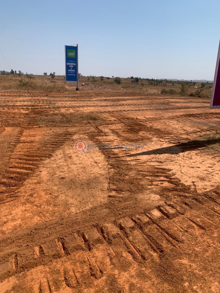 Residential Land For Sale Before Christian Faith Ministry Academy, Du District Jos South Plateau - 5