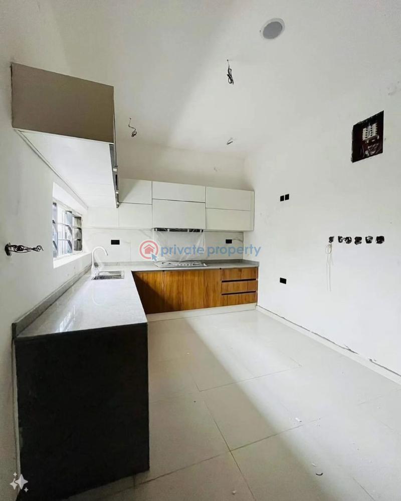 Soacious brand new 4 bedroom fully detached duplex in a mini court for sale - 2 4 bedroom Detached Duplex For Sale Off Orchid Road, Lekki Along Lekki Expressway Lagos - 2