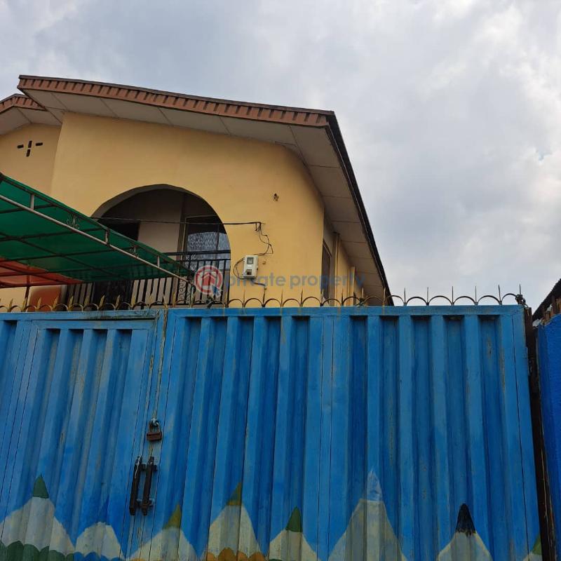3 bedroom Block Of Flats For Sale Berger Ojodu Lagos - 1