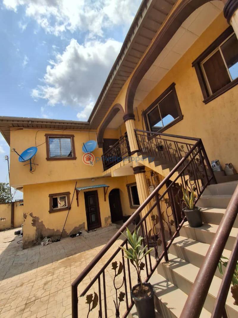9 bedroom House For Sale Oluwaga Ayobo Ipaja Lagos - 1