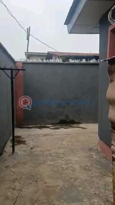 Solid building of block of flats - 13 House For Sale Off Odunalayo Street Via Funsho Owoyemi, Abuleegba Abule Egba Lagos - 13