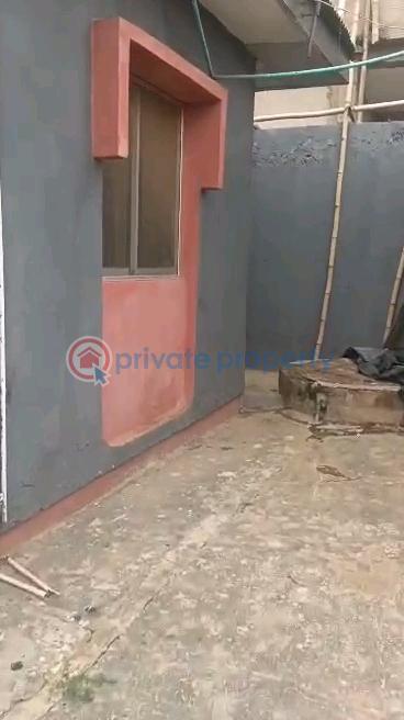 Solid building of block of flats - 25 House For Sale Off Odunalayo Street Via Funsho Owoyemi, Abuleegba Abule Egba Lagos - 25