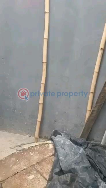 Solid building of block of flats - 26 House For Sale Off Odunalayo Street Via Funsho Owoyemi, Abuleegba Abule Egba Lagos - 26