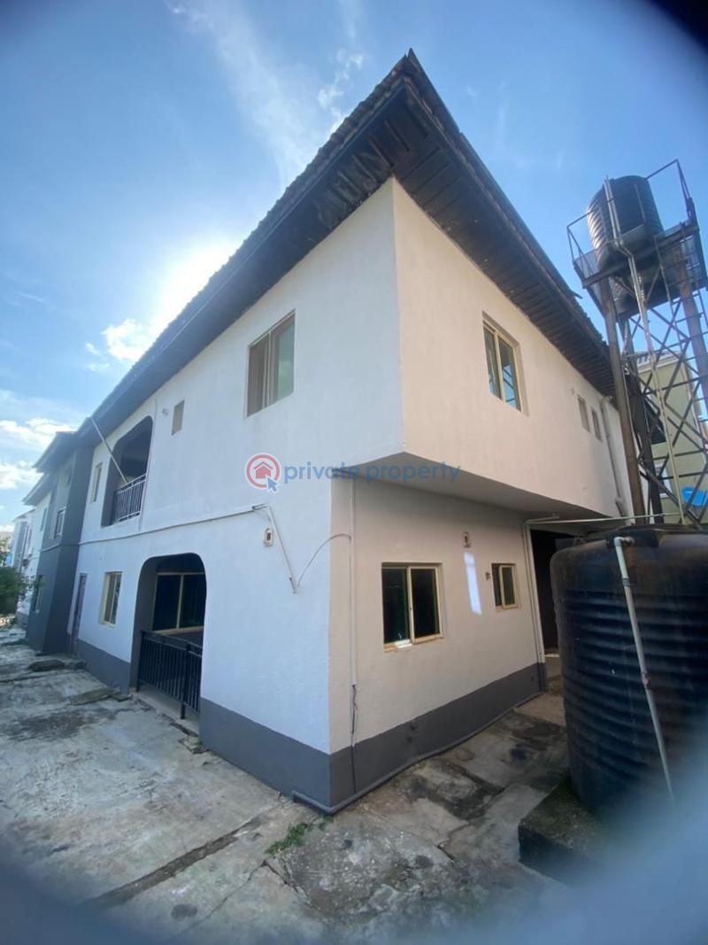 Solid building with units of flats and shops - 4 10 bedroom Duplex For Sale Off Community Road Ago Palace Isolo Lagos - 4