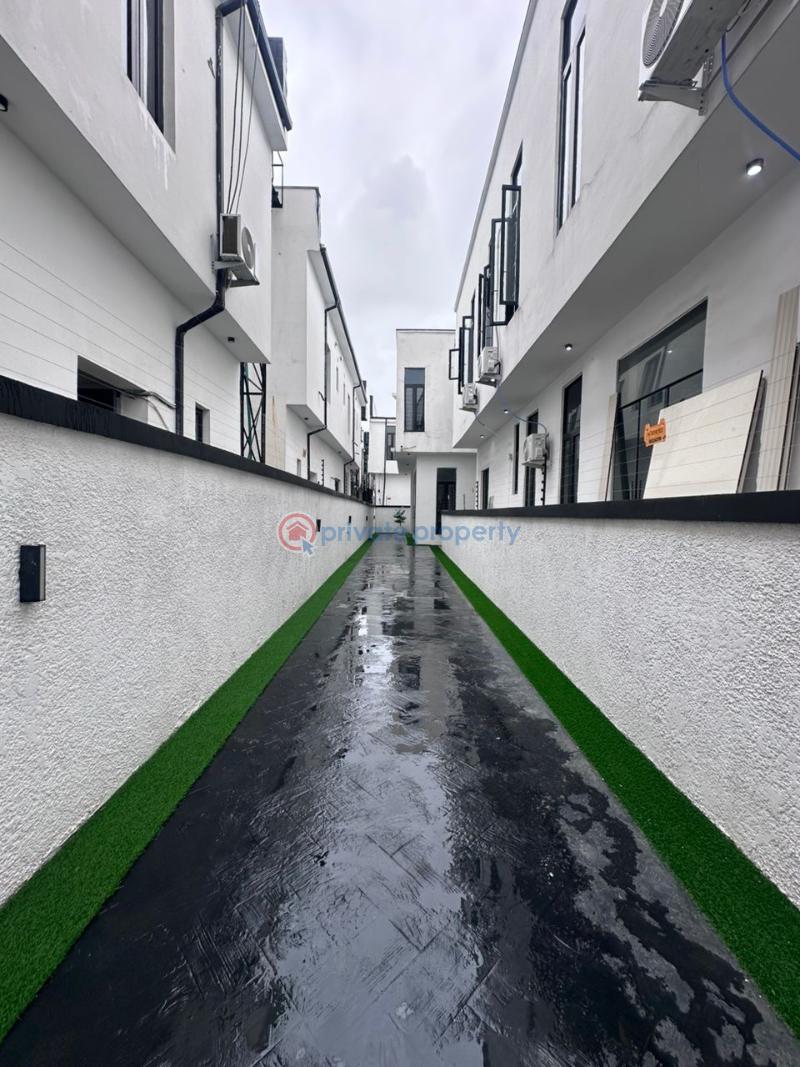 5 bedroom Duplex For Sale Ajah Lagos - 3