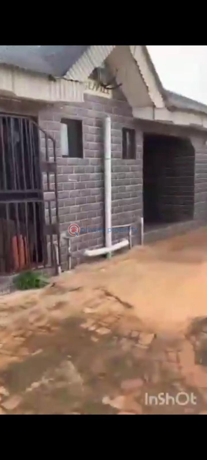Bungalow For Sale Itasanni Ogijo Via Odogunyan Ikorodu, Lagos. Ikorodu Lagos - 0