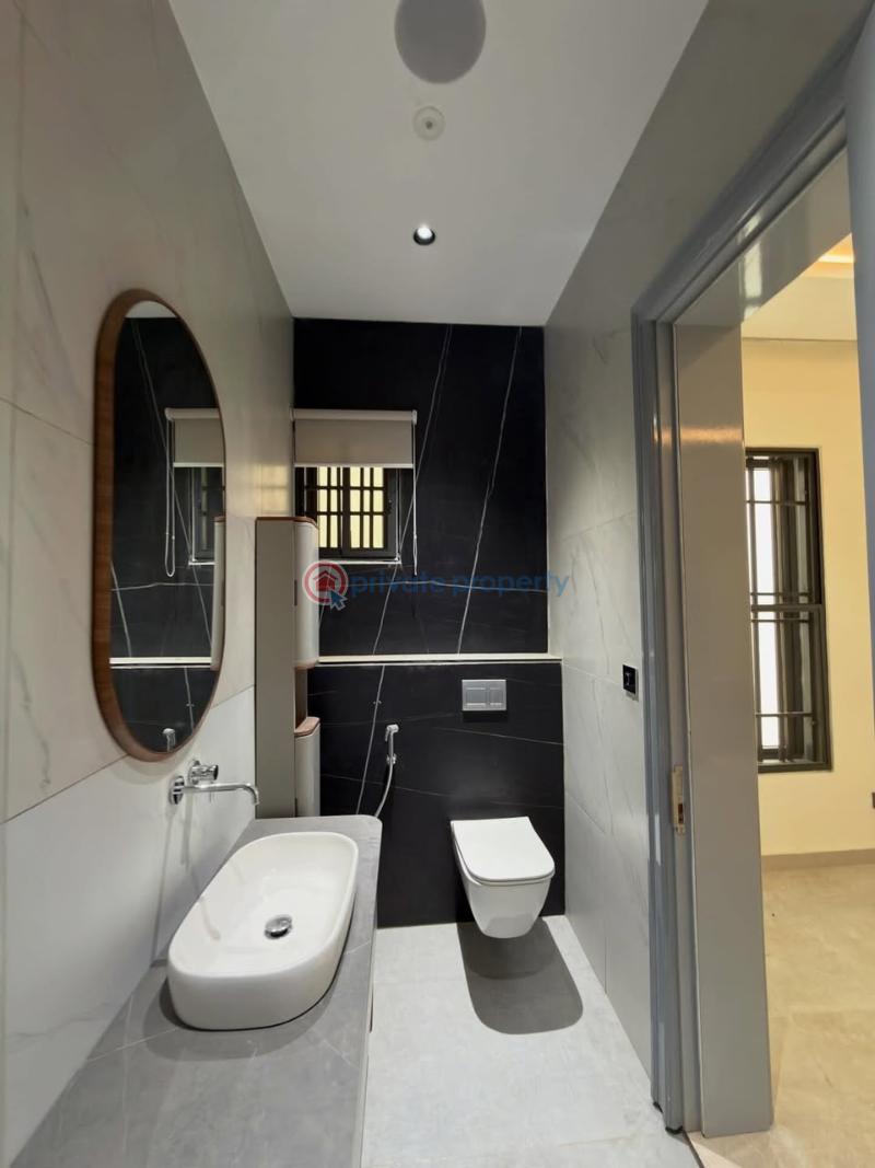 5 bedroom Detached Duplex For Sale Wuse Zone Wuse Abuja Phase 1  - 3