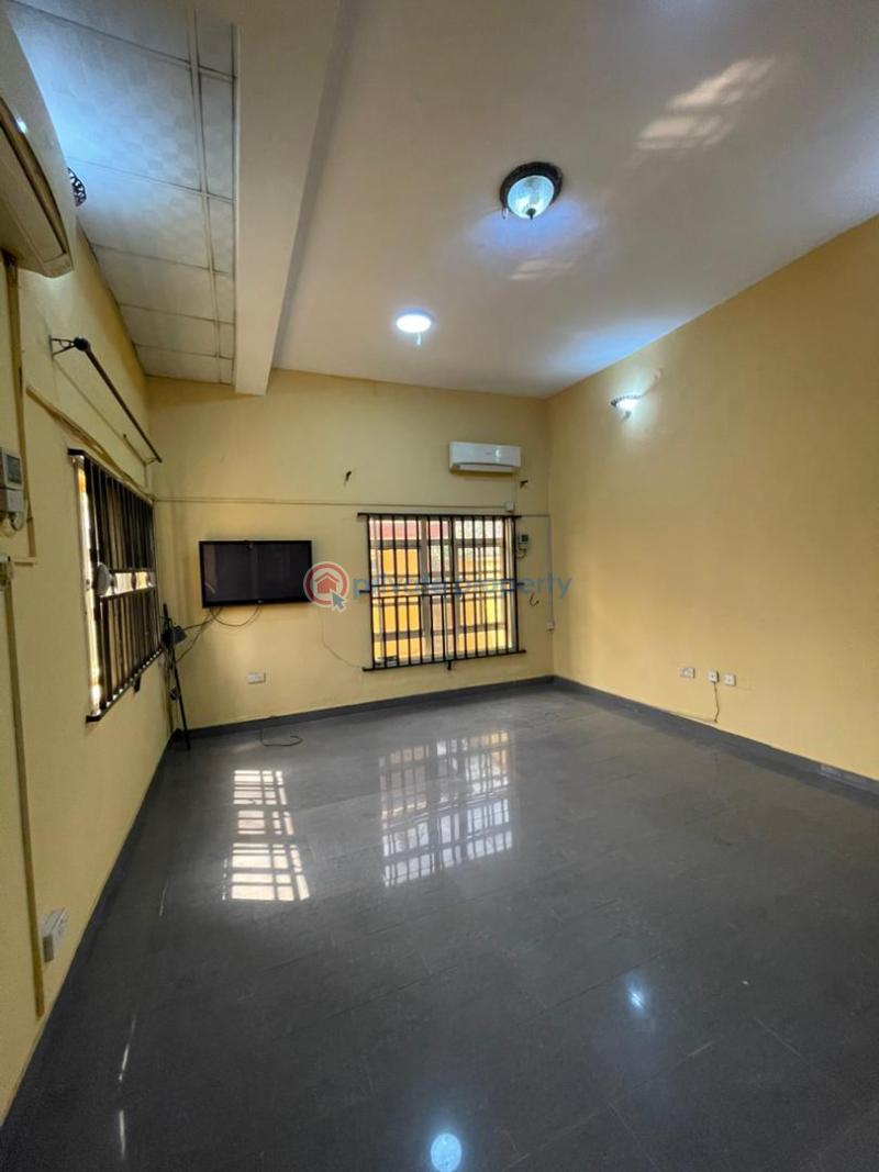 5 bedroom Semi detached Duplex For Sale Arowojobe Estate Mende Maryland Lagos - 14