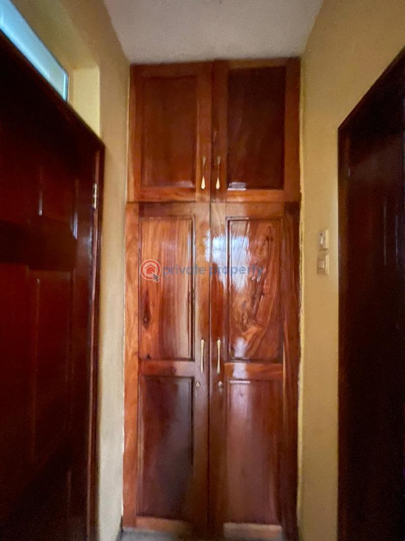 5 bedroom Semi detached Duplex For Sale Arowojobe Estate Mende Maryland Lagos - 13