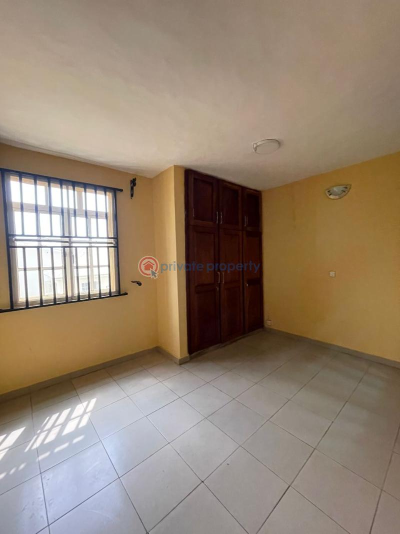 5 bedroom Semi detached Duplex For Sale Arowojobe Estate Mende Maryland Lagos - 1