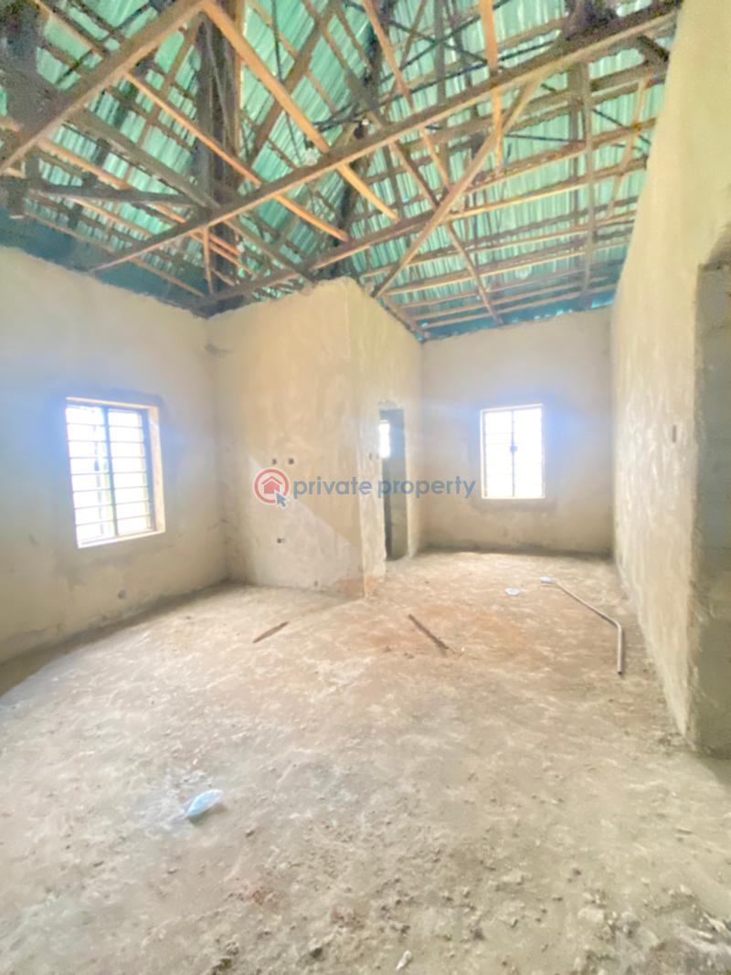 6 bedroom Detached Duplex For Sale Umuosu Naze, Owerri North Lga Owerri Imo - 11