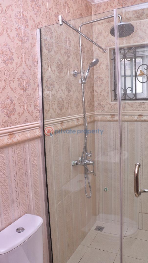 3 bedroom Flat & Apartment For Sale Taiye Olowu Street, Off Victoria Arobieke, Off Admiralty Way, Lekki Phase 1. Lekki Lagos - 9