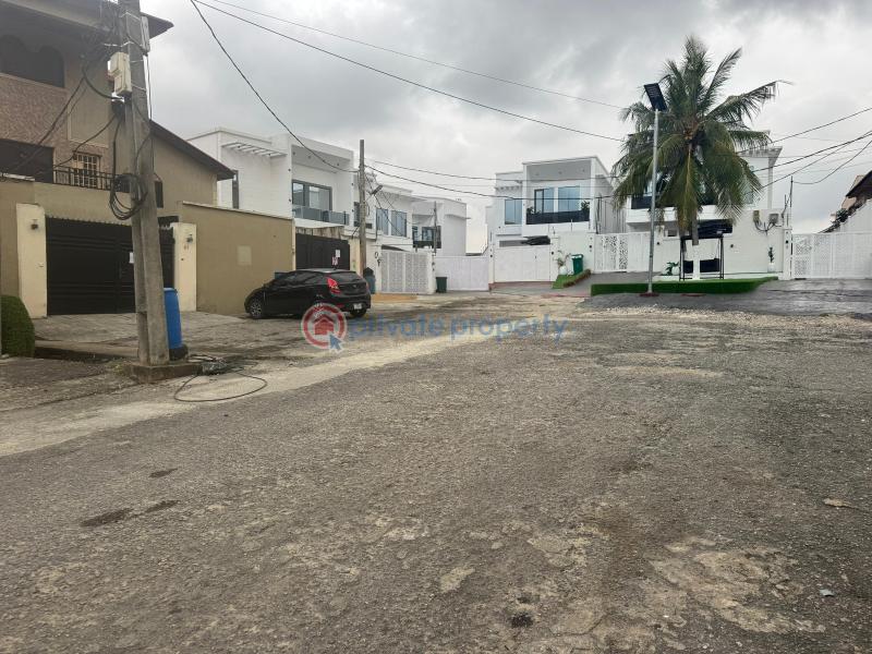 5 bedroom Detached Duplex For Sale Gra Omole Phase 1 Ojodu Lagos - 0
