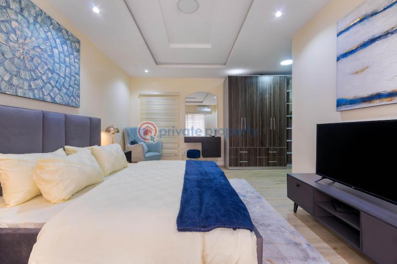 Sophisticated 3-bedroom apartment - 12 3 bedroom House Short let Lekki Phase 1 Lagos - 12