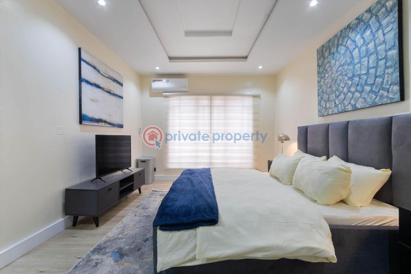 Sophisticated 3-bedroom apartment - 10 3 bedroom House Short let Lekki Phase 1 Lagos - 10