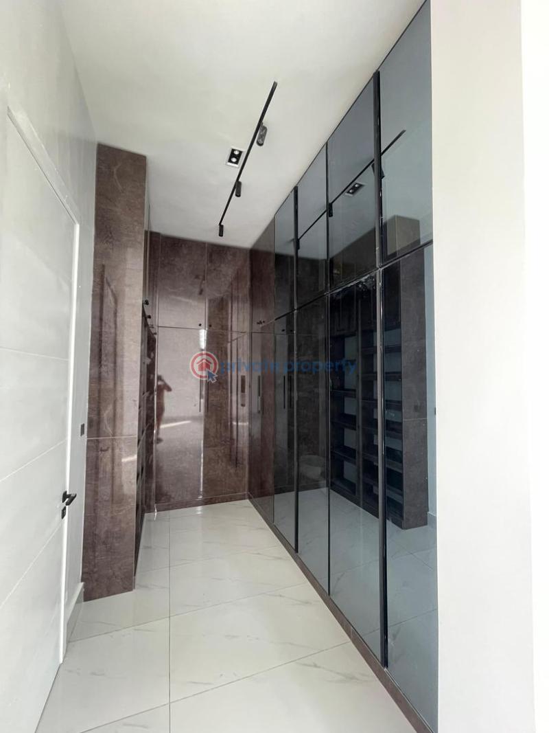 5 bedroom Detached Duplex For Sale Lekky County Homes Ikota Lagos Ikota Lekki Lagos - 8