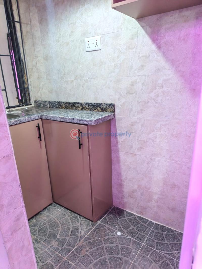 1 bedroom Self Contain For Rent 5, Alhaji Opeodu Ifako-Gbagada Lagos - 5