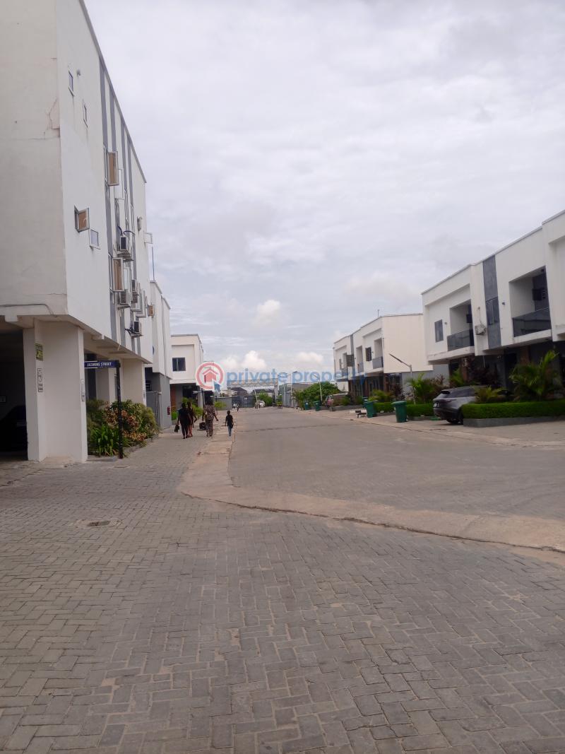 2 bedroom Flat & Apartment For Sale Sangotedo Ajah Lagos - 2
