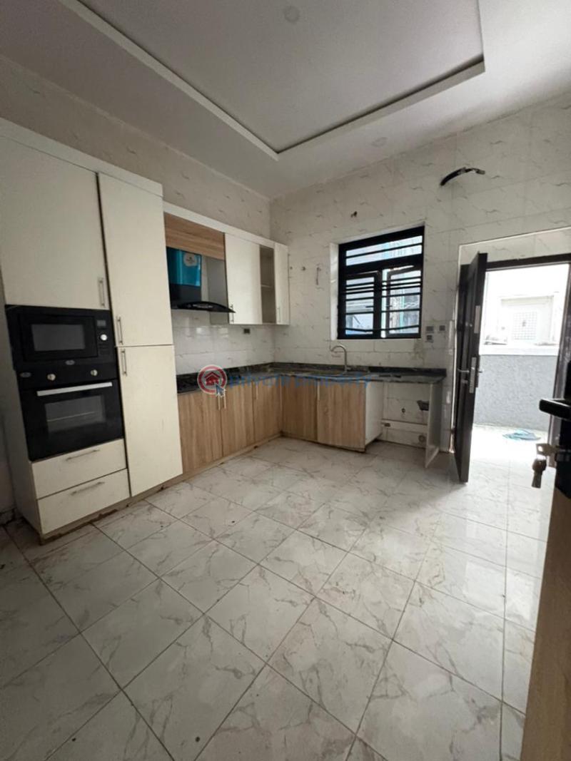 Spacious 1-bedroom & parlor mini flat | orchid, lekki - 3 1 bedroom Mini Flat For Rent Orchid Lekki Lagos - 3