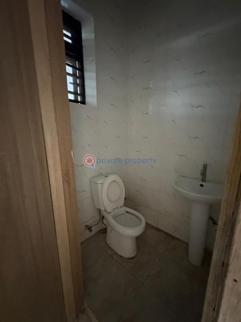 Spacious 1-bedroom & parlor mini flat | orchid, lekki - 2 1 bedroom Mini Flat For Rent Orchid Lekki Lagos - 2