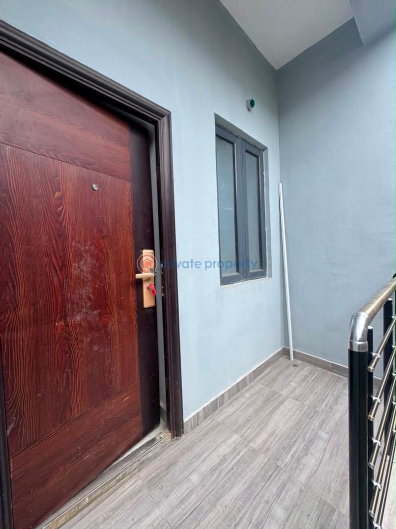 1 bedroom Mini Flat For Sale Ologolo Lekki Lagos - 4