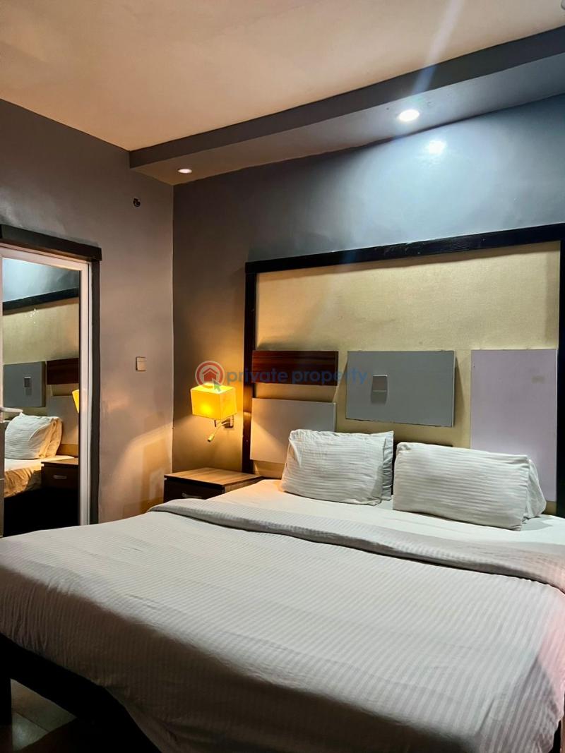 Spacious 1 bedrooms mini flat - 3 1 bedroom Mini Flat Short let Allen Ikeja  Lagos - 3