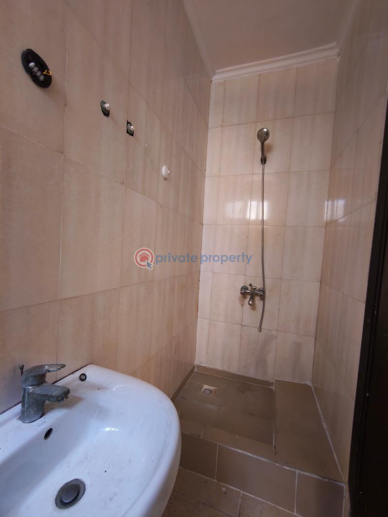 1 bedroom Room or Boys Quarter For Rent Bulourdillion Estate Chevron Drive Lekki Lagos - 2