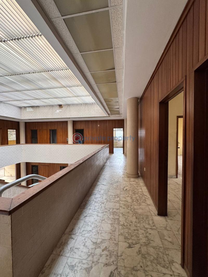 10 bedroom Office For Rent Victoria Island Lagos - 23