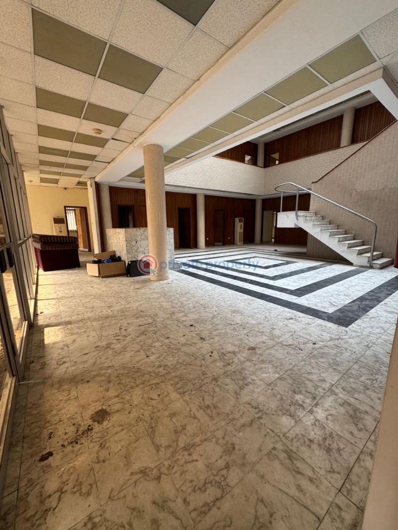 10 bedroom Office For Rent Victoria Island Lagos - 1