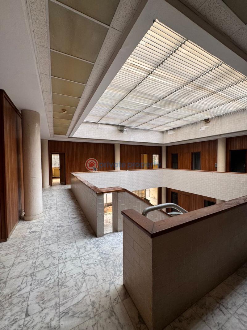 10 bedroom Office For Rent Victoria Island Lagos - 22