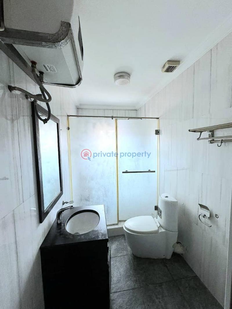 Spacious 17-bedroom detached duplex - 5 10 bedroom Detached Duplex For Rent Lekki Phase 1 Lagos - 5