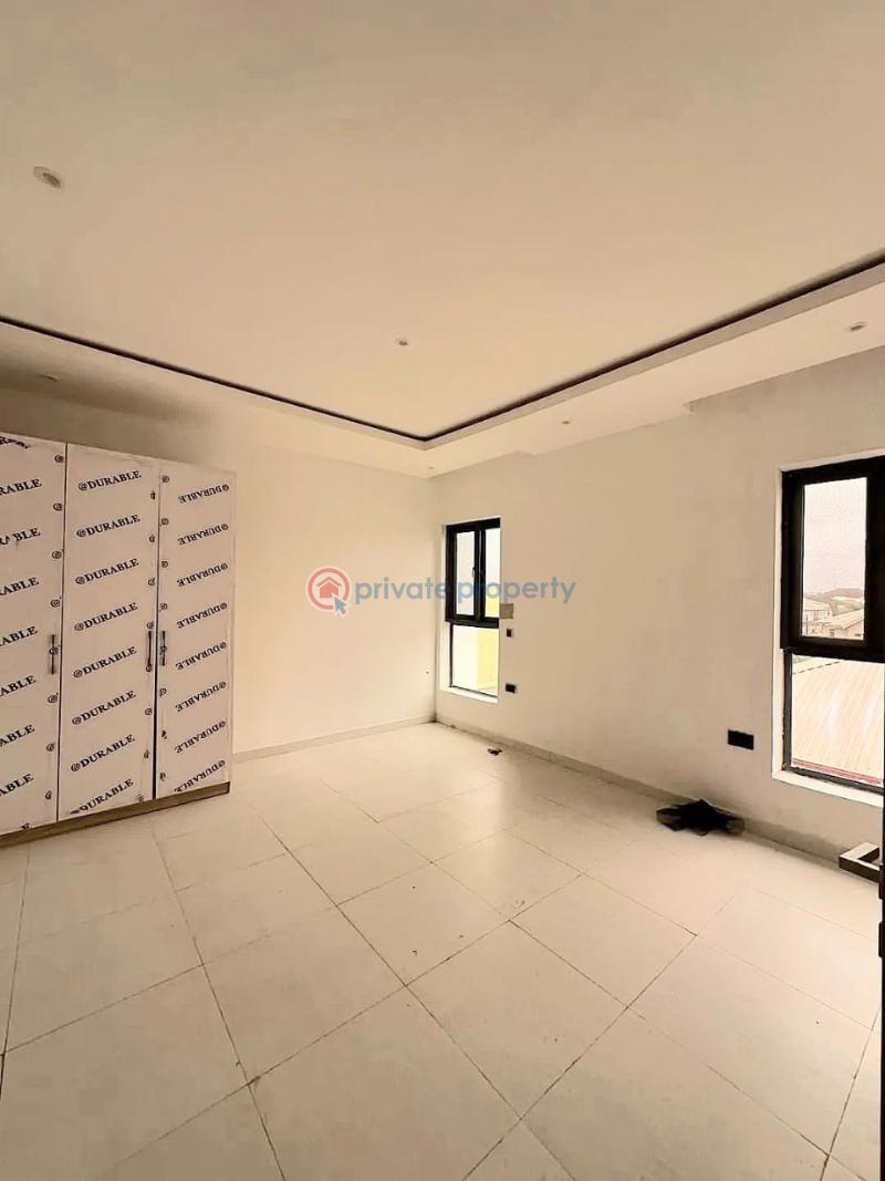 Spacious  2 bedroom apartment - 2 2 bedroom Flat & Apartment For Rent Lekki Phase 1 Lagos - 2