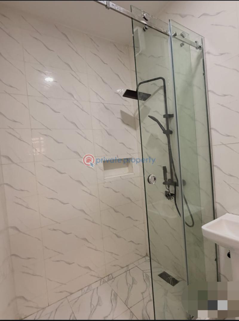 2 bedroom Block Of Flats For Sale Surulere Lagos - 6