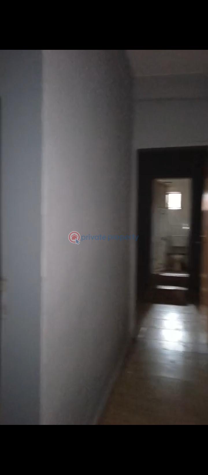 2 bedroom Flat & Apartment For Rent Alagomeji Yaba Lagos - 3