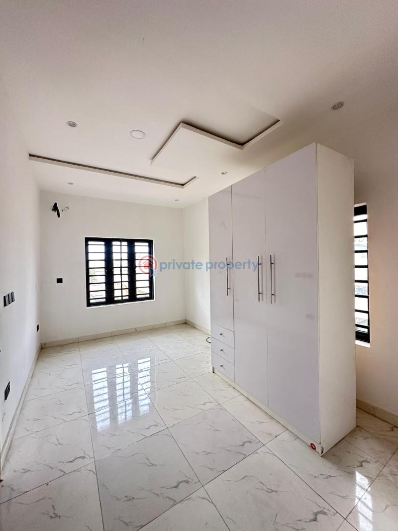 Spacious 2 bedroom apartment - 3 2 bedroom Flat & Apartment For Sale Lekki Phase 1 Lagos - 3