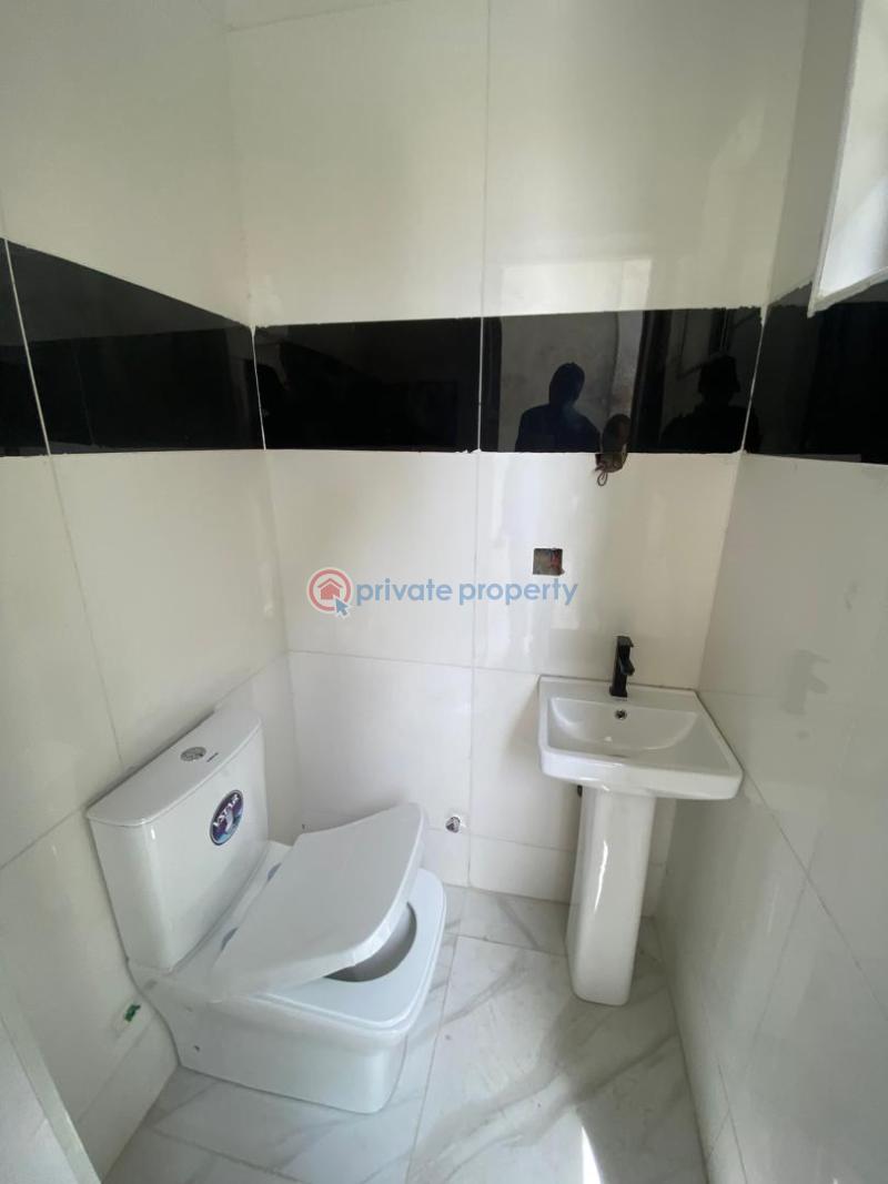 2 bedroom Flat & Apartment For Sale Ilasan Lekki Lagos - 8