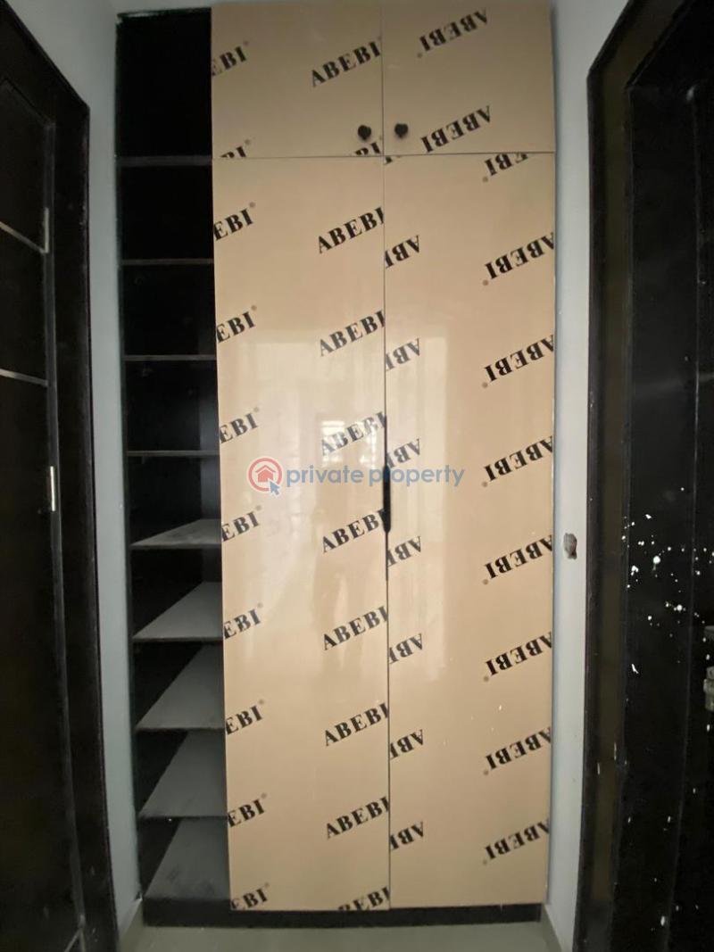 2 bedroom Block Of Flats For Sale Lekki Phase 1, Lekki Lekki Phase 1 Lagos - 4