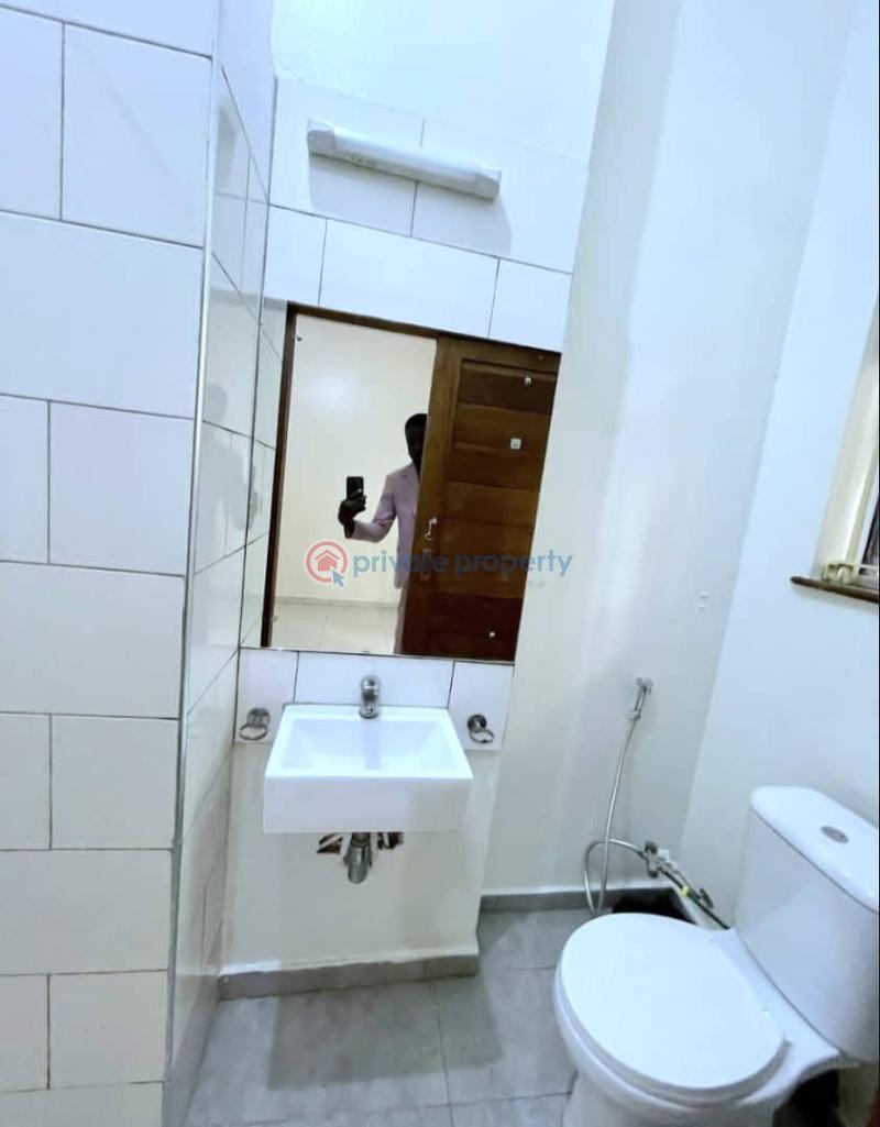 Spacious 2-bedroom apartment - 11 2 bedroom Flat & Apartment For Rent Oniru Victoria Island Lagos - 11