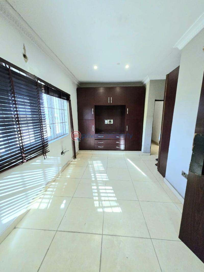 Spacious 2-bedroom apartment - 5 2 bedroom Flat & Apartment For Rent Lekki Phase 1 Lagos - 5
