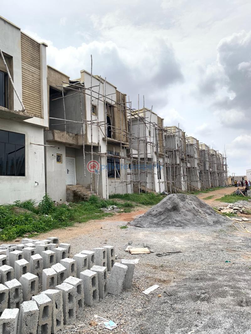 2 bedroom Flat & Apartment For Sale Gaduwa Abuja Phase 2  - 6